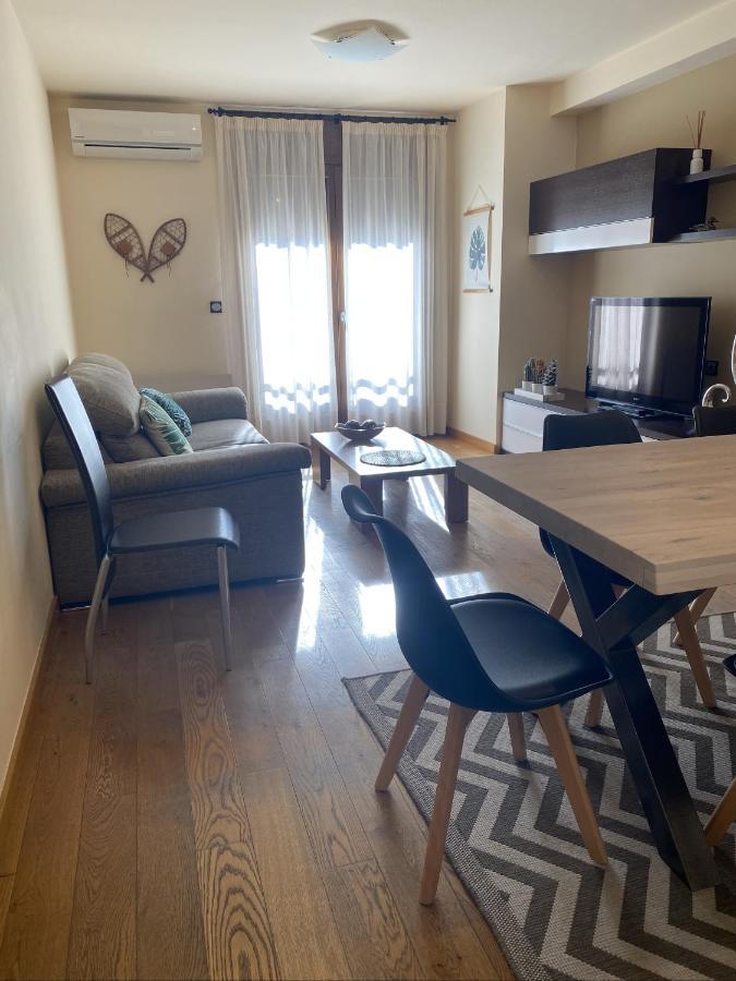 Apartament Neret I ซอร์ต ภายนอก รูปภาพ