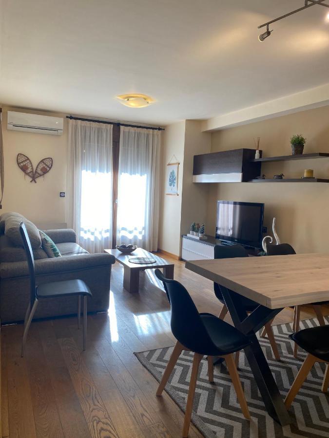 Apartament Neret I ซอร์ต ภายนอก รูปภาพ